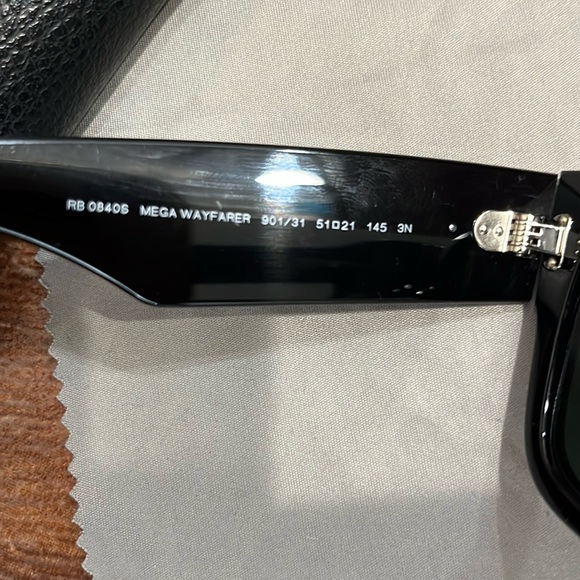 Ray-Ban  Mega Wayfarer Mint condition - Picture 2 of 7
